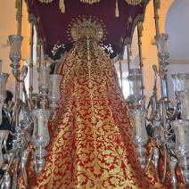 Espectacular el manto de la Virgen. Foto: MARÍA GUZMÁN JIMÉNEZ